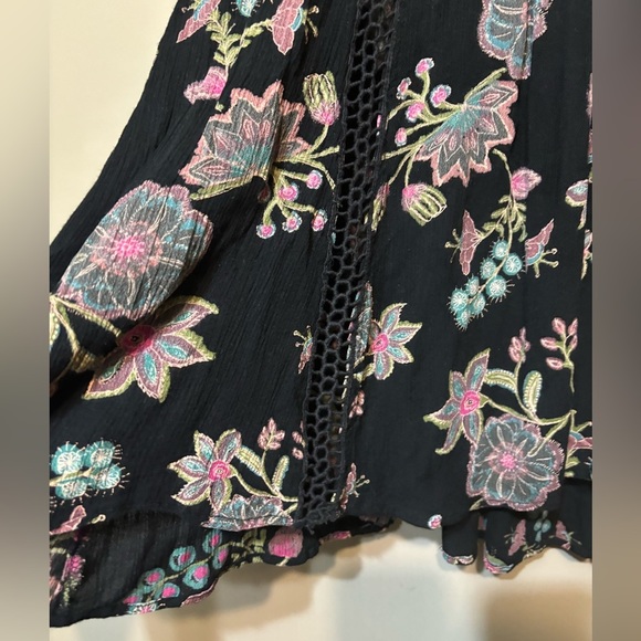 FREE PEOPLE Boho Flowy Tunic, Crochet Details Top - Picture 13 of 13